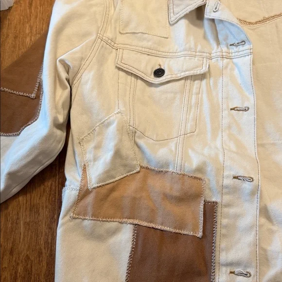 BDG Off-White Jacket with Brown Patches - Picture 4 of 5